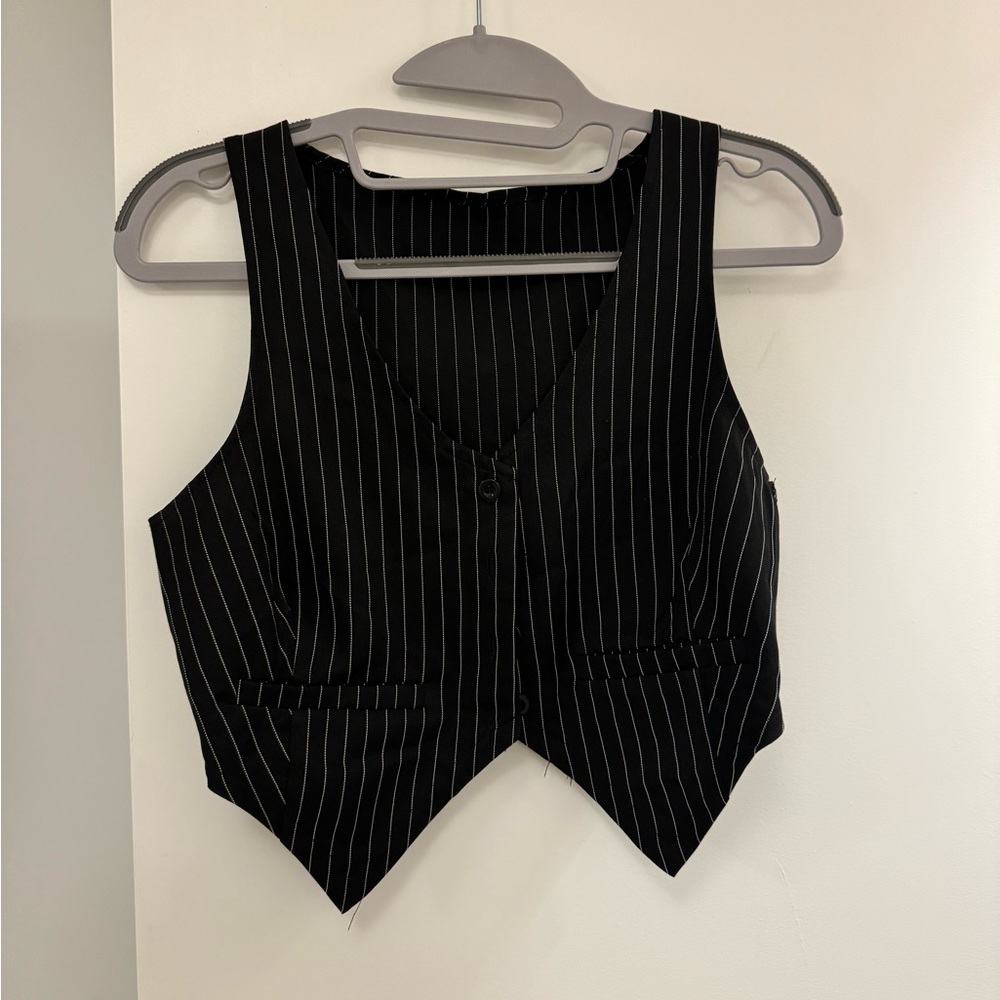 BLACK STRIPED VEST - Picture 3 of 4